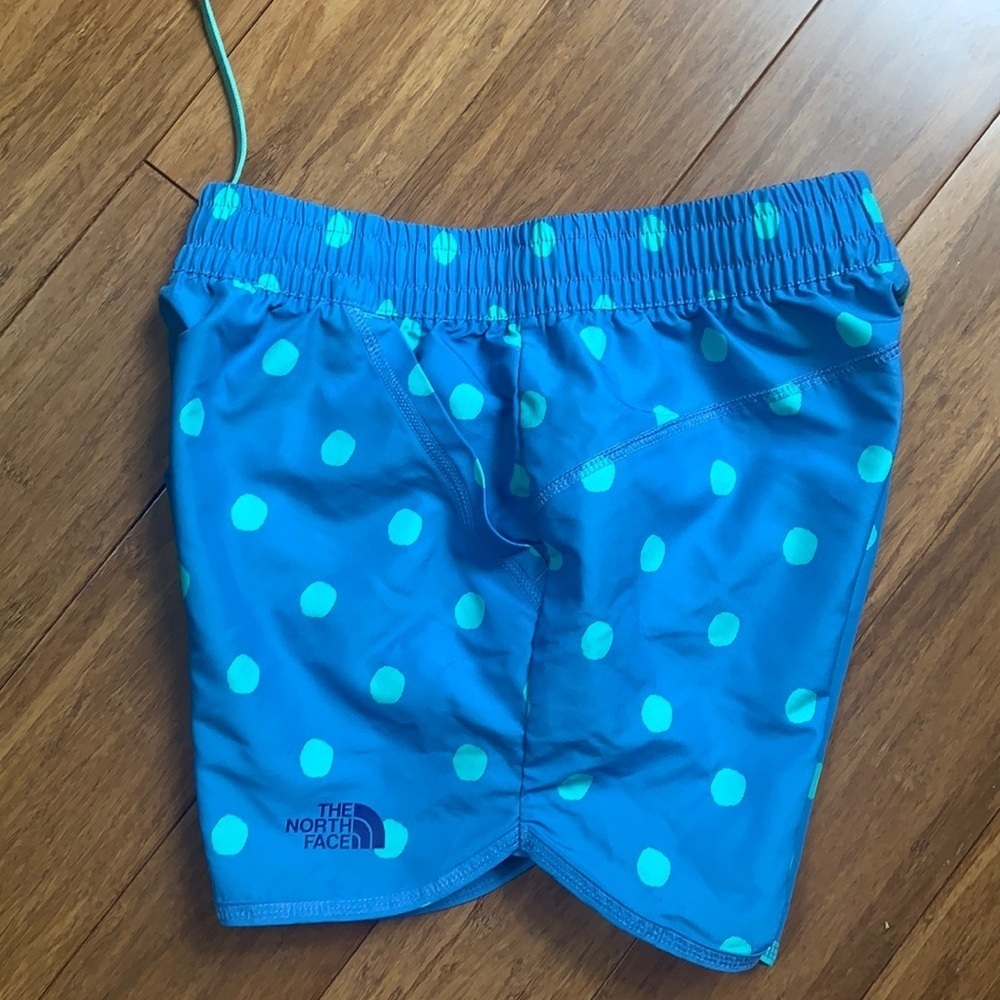 NORTH FACE Flashdry Girls Lightweight Shorts sz L